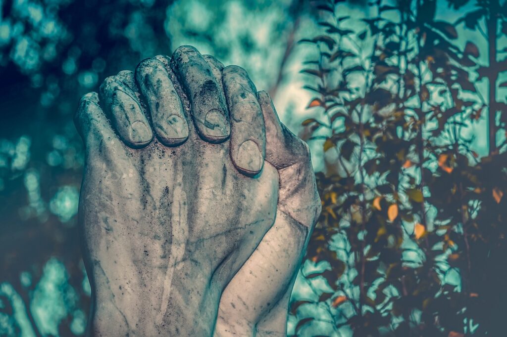 unwavering hope in the promises that transcend circumstances psalm 4211 6